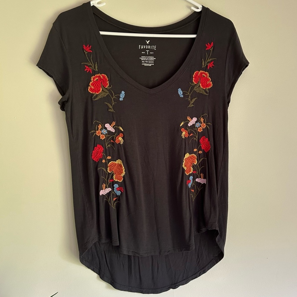Floral embroidered top